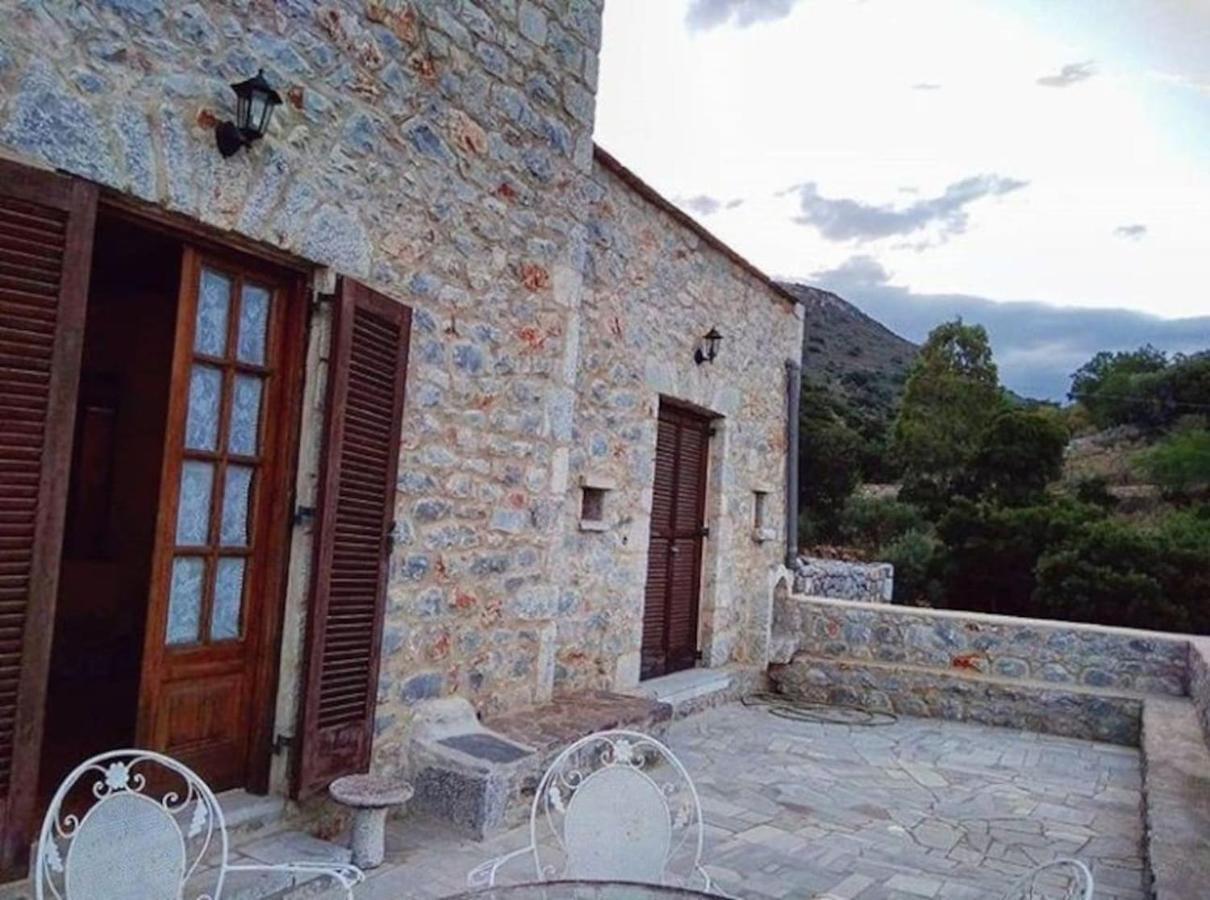 Villa Peace In The Wildest Landscape Of Mani Láyia Esterno foto